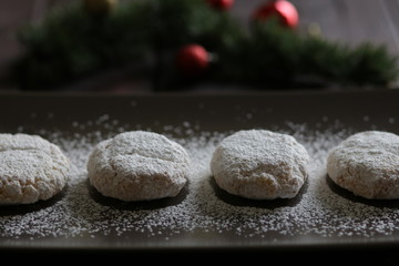 dolci ricciarelli