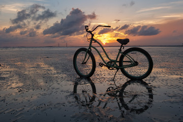 Fototapeta premium Bicycle Silhouette, St Simons Island, GA