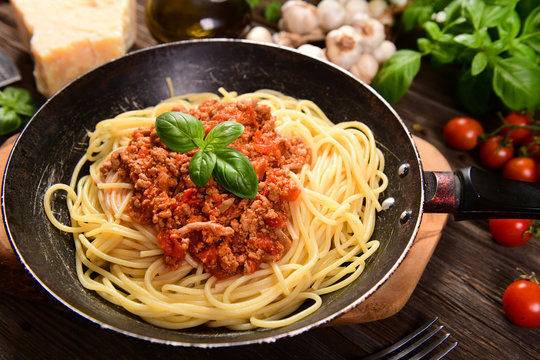 Tasty homemade spaghetti bolognese