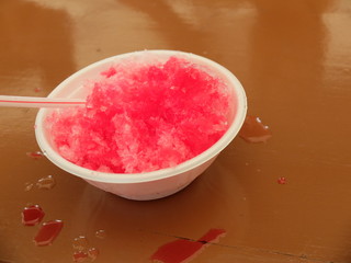 かき氷　いちご　おやつ