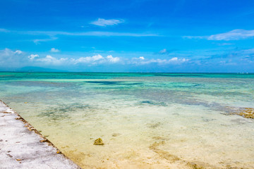 沖縄竹富島　西桟橋からの景色　南国イメージ