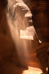 アンテロープキャニオンの光の筋