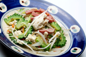 沖縄料理のゴーヤチャンプル