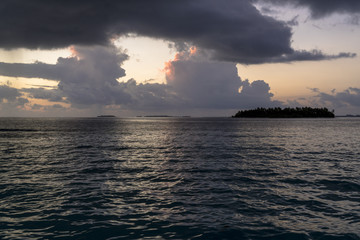 インド洋の美しい日の出