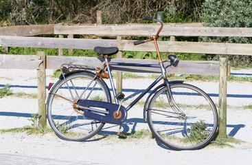 Fototapeta na wymiar Old bicycle parked