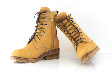 Men’s boots mustard nubuck leather with zipper ,closed up