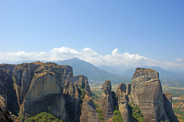 Fototapeta na wymiar Beautiful Landscape view of the amazing mountains and rocks in Meteora, Greece