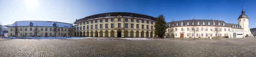 Fototapeta na wymiar Panorama Siegen Unteres Schloss im Winter