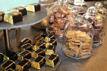 Variation selbstgemachter Pralinen
