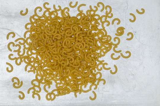 Gobbetti Nudeln auf Backblech