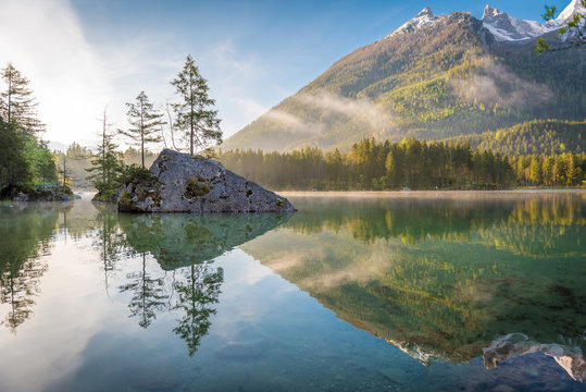 Sonnenaufgang am Hintersee