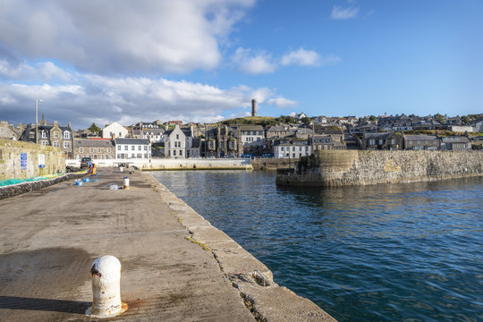 Macduff Town and Harbour entrance