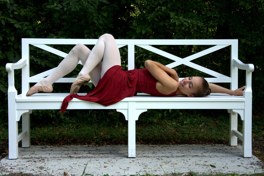 Ballett Tänzerin im Park