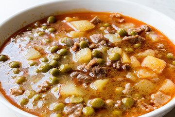 Turkish Food Meaty Green Pea Stew / Stewed Meat Etli Bezelye.