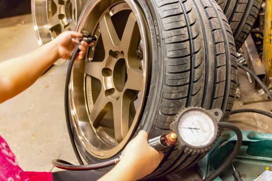 Check Tire Pressure With Tire Gauge Standards