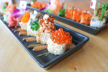 roll,rice roll or maki