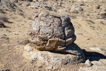 Долина шаров. Камень в возрасте