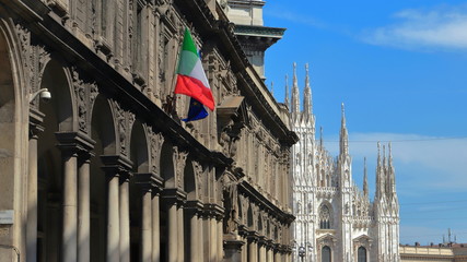 PALAZZO GIURECONSULTI A MILANO IN ITALIA, GIURECONSULTI PALACE IN MILAN IN ITALY