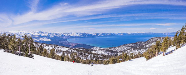 Fototapeta Lake Tahoe from Heavenly Resort - skiing - Activity all over - panoramic obraz