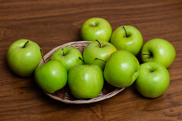green apples