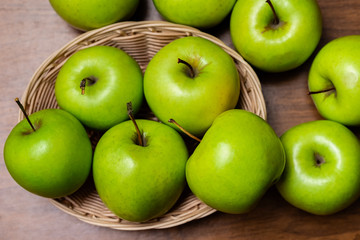 green apples