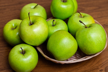 green apples