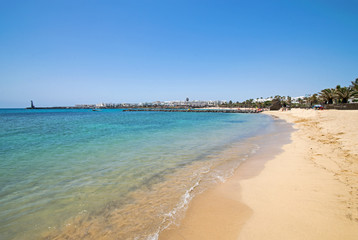 Playa de las Cucharas, Lanzarote, Kanarische Inseln, Spanien  - obrazy, fototapety, plakaty