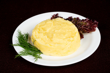 Mashed potato with dill