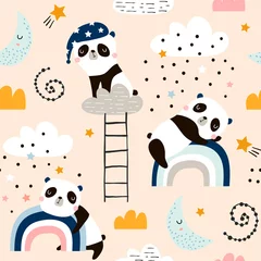 Tapeten Nahtloses Muster mit niedlichen schlafenden Pandas, Mond, Regenbogen, Wolken. Kreativer Gute-Nacht-Hintergrund. Perfekt für Kinderbekleidung, Stoff, Textilien, Kinderzimmerdekoration, Geschenkpapier. Vektorillustration © solodkayamari