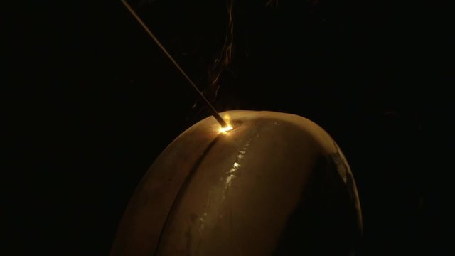  Change Thumbnail  Welding Of Metal Blanks Slowmo