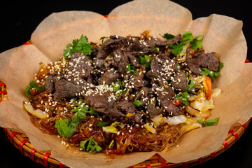 Fried glass noodle with beef