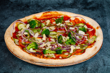 Pizza vegetarian with tomato