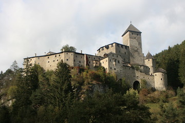 Fototapeta na wymiar Burg Taufers, Castel Taufers