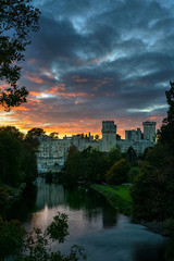 Fototapeta na wymiar Warwick Castle in Sunset 