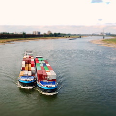 Containerschiffe auf dem Rhein, Luftaufnahme