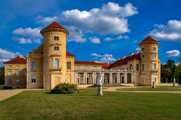 Schloss Rheinsberg von der Seeseite © ebenart