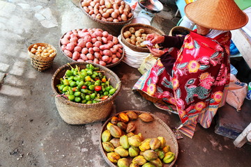 Travel to Vietnam: Bac Ha market is the very colorful place