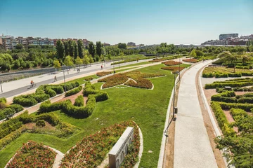  Madrid, Espanha. View of the flower garden in Parque Madrid Río © Daniel Rodriguez