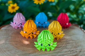 Kolorowe zabawki ośmiornice origami 3D