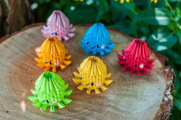 Kolorowe zabawki ośmiornice origami 3D © olekgraf