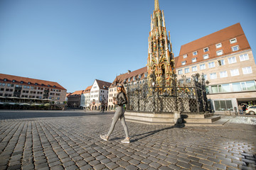 Obraz premium Woman traveling in the old town of Nurnberg, Germany