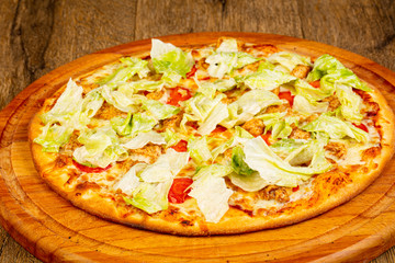 Pizza Caesar with chicken