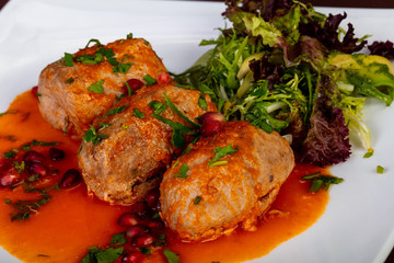 Meat cue balls