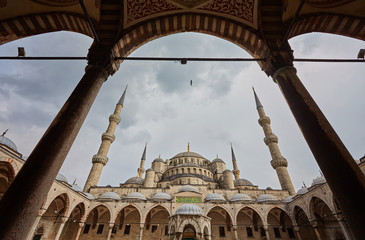 Fototapeta premium Sultan Ahmed Mosque in Istanbul, Turkey in a beautiful summer day