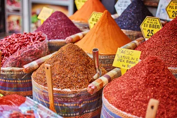 Keuken spatwand met foto Turkey, Spice Bazaar, turkish spices for sale © Ryzhkov Oleksandr
