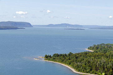 blue water of Superior Lake