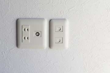 AC電源　コンセント