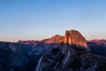 Fototapeta premium Sunset view from Glacier Point, Yosemite National Park, USA