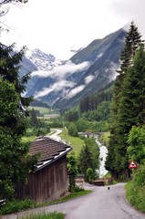 Oberhalb von Kr&ouml;ssbach