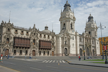 Fototapeta na wymiar Kathedrale in Lima